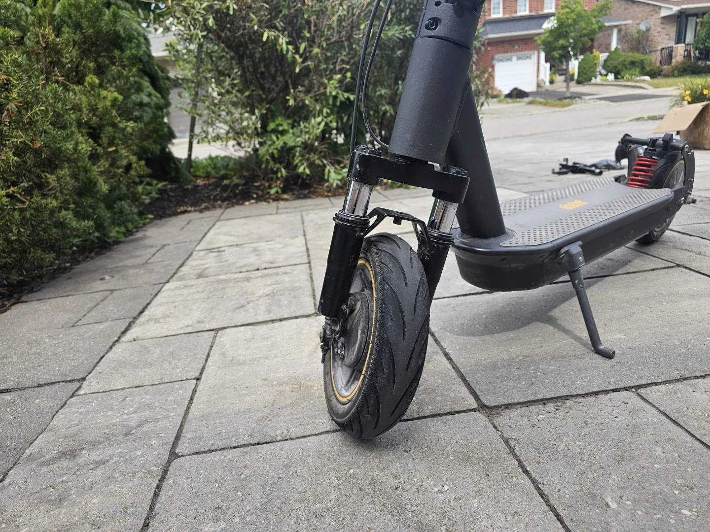 Segway Ninebot G30P Electric Scooter - photo 3