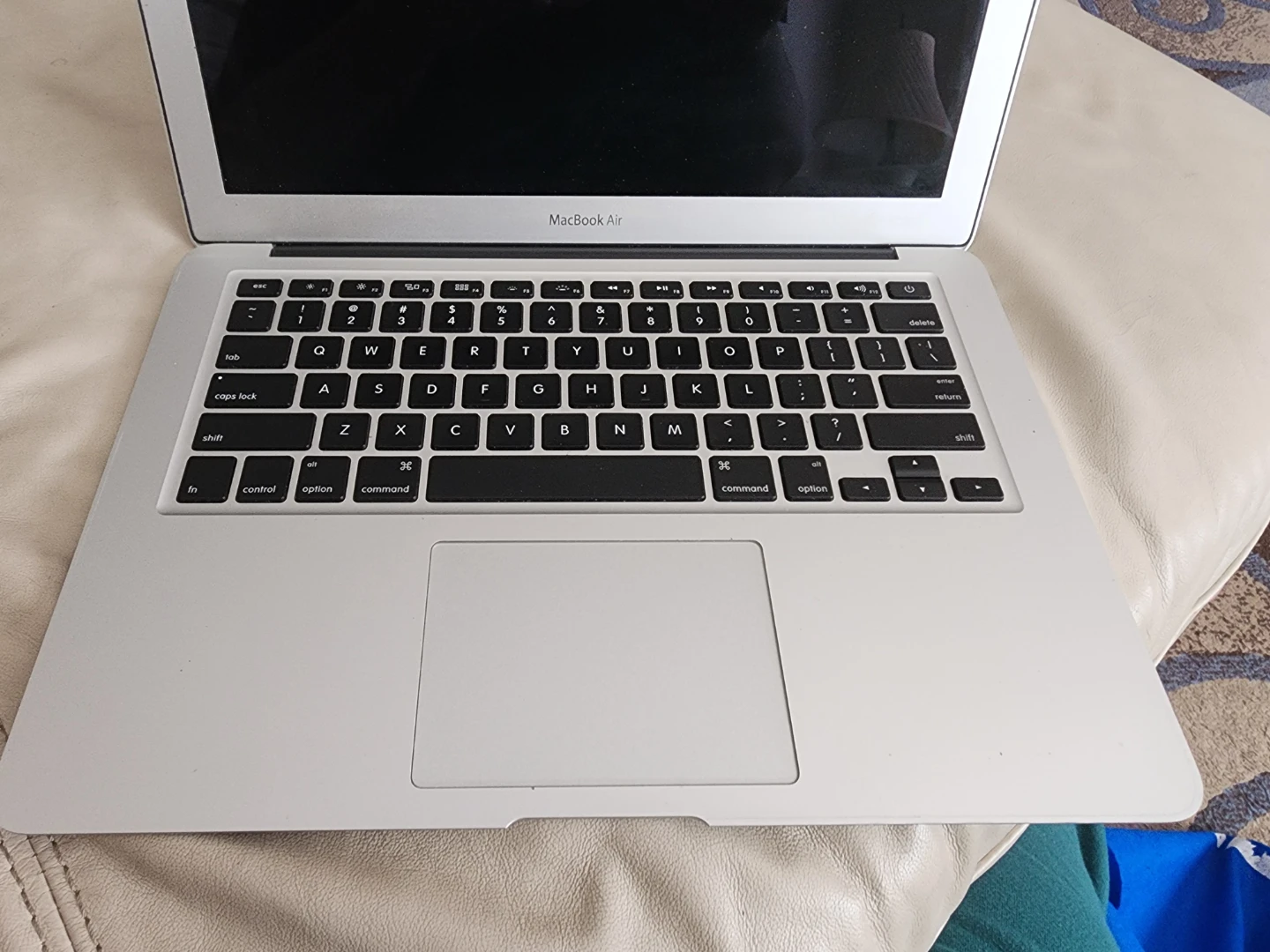 Apple MacBook Air 13-inch - photo 2