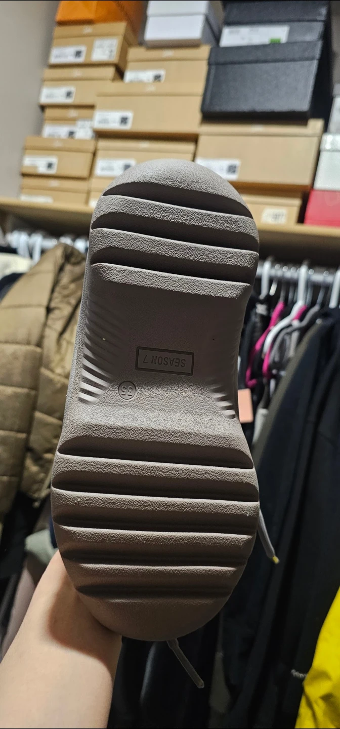 Yeezy Desert Boot Season 7 Cinder - photo 2