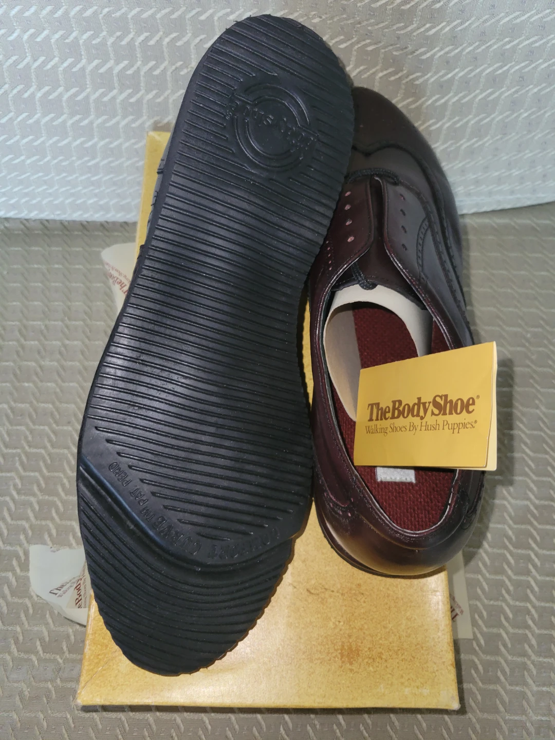 Hush Puppies The Body Shoe Men's Walking Shoes (Brown) - photo 2