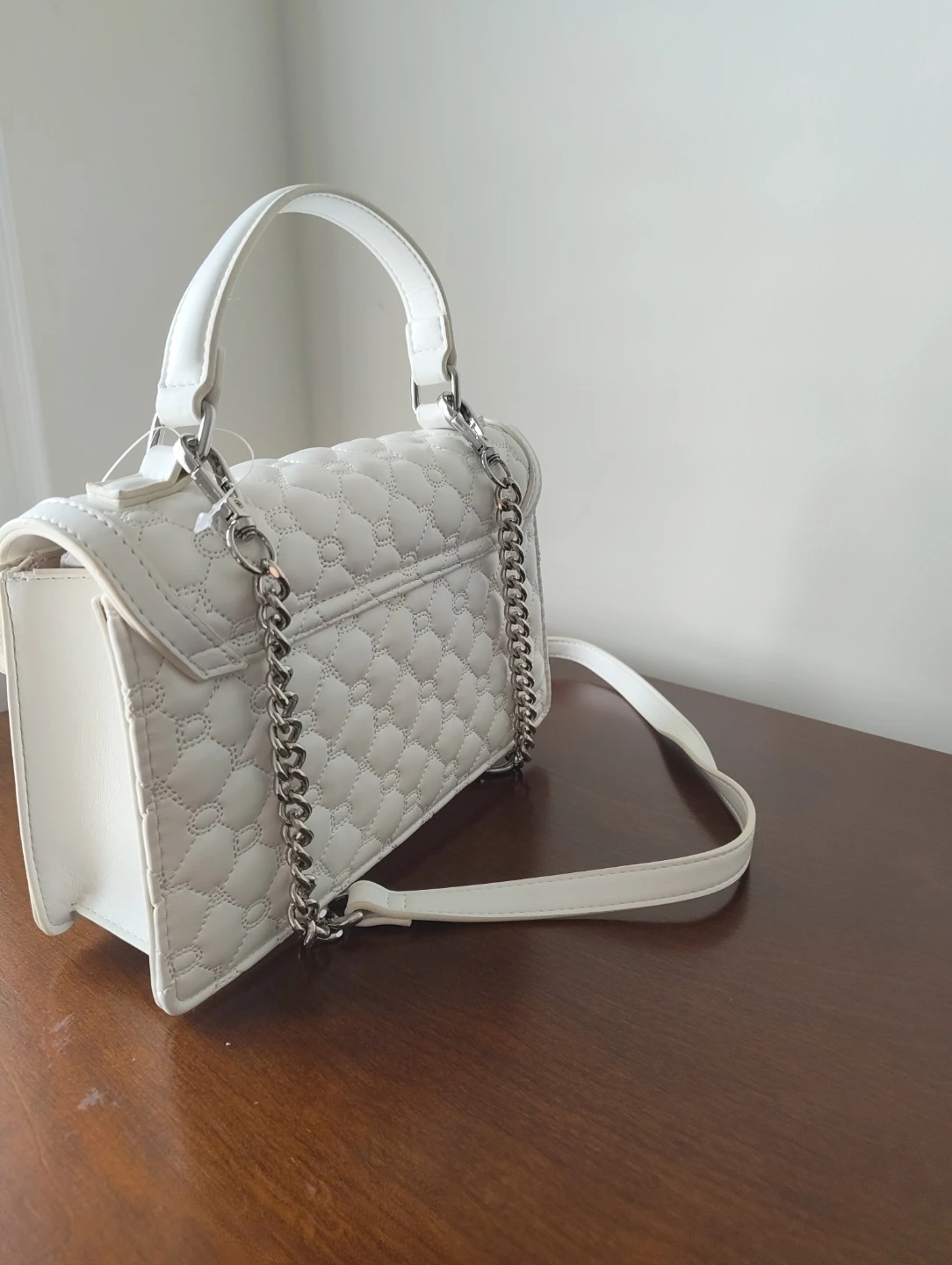 ALDO White Quilted Handbag brand New with tags still attached - photo 4