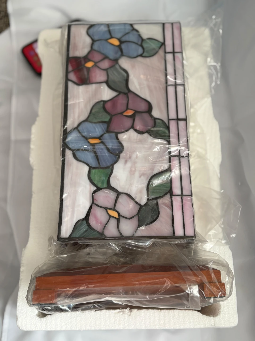 Stained Glass Table Lamp with Floral Design Tiffany Style - photo 3