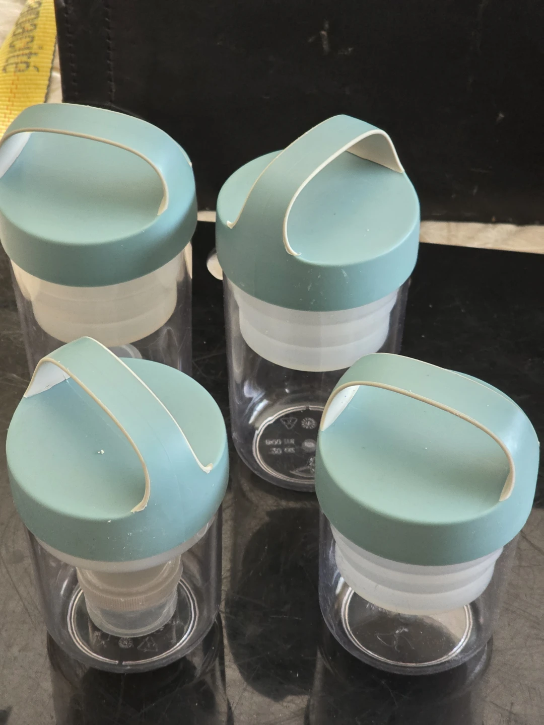 Lékué "Jar to Go" airtight containers