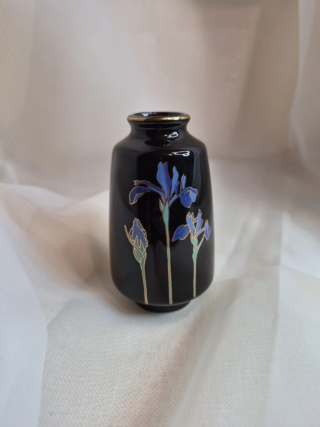 Otagiri Japanese Blue Iris Vase Black Vase w Blue - photo 3