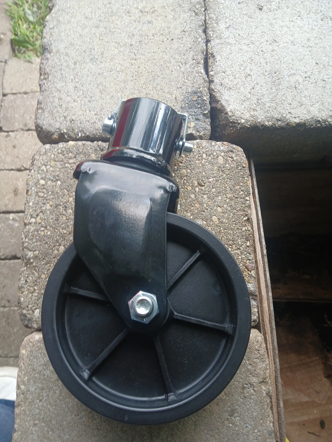 Black Metal Wheel with Black Rubber Tire - photo 2