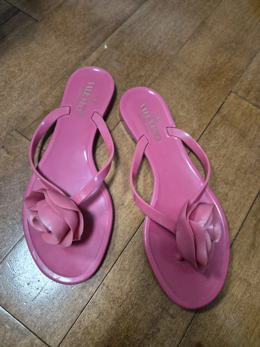 Valentino Pink Jelly Sandals with Rose Embellishment - photo 2