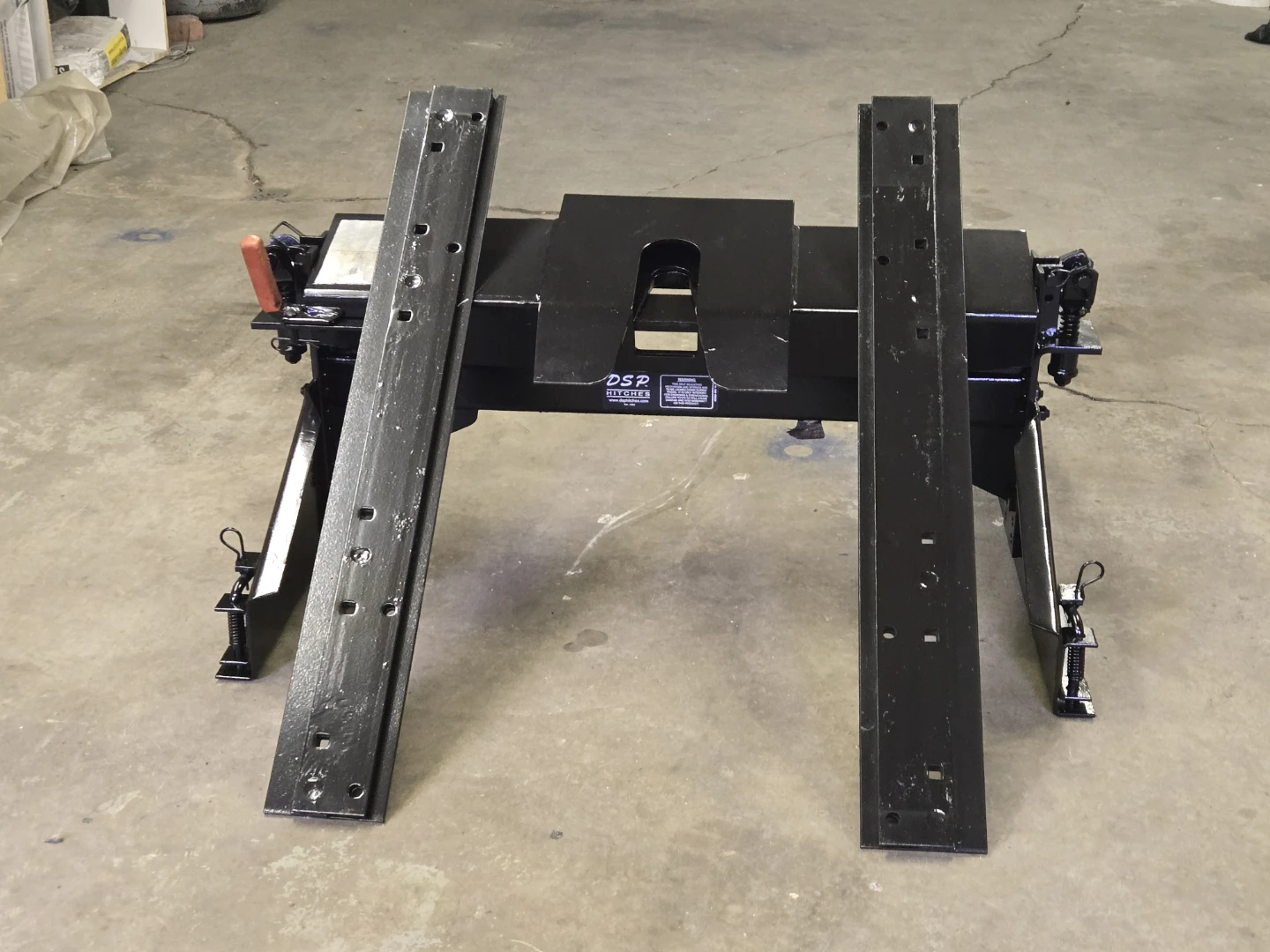 DSP Fifth Wheel Trailer Hitch - photo 3