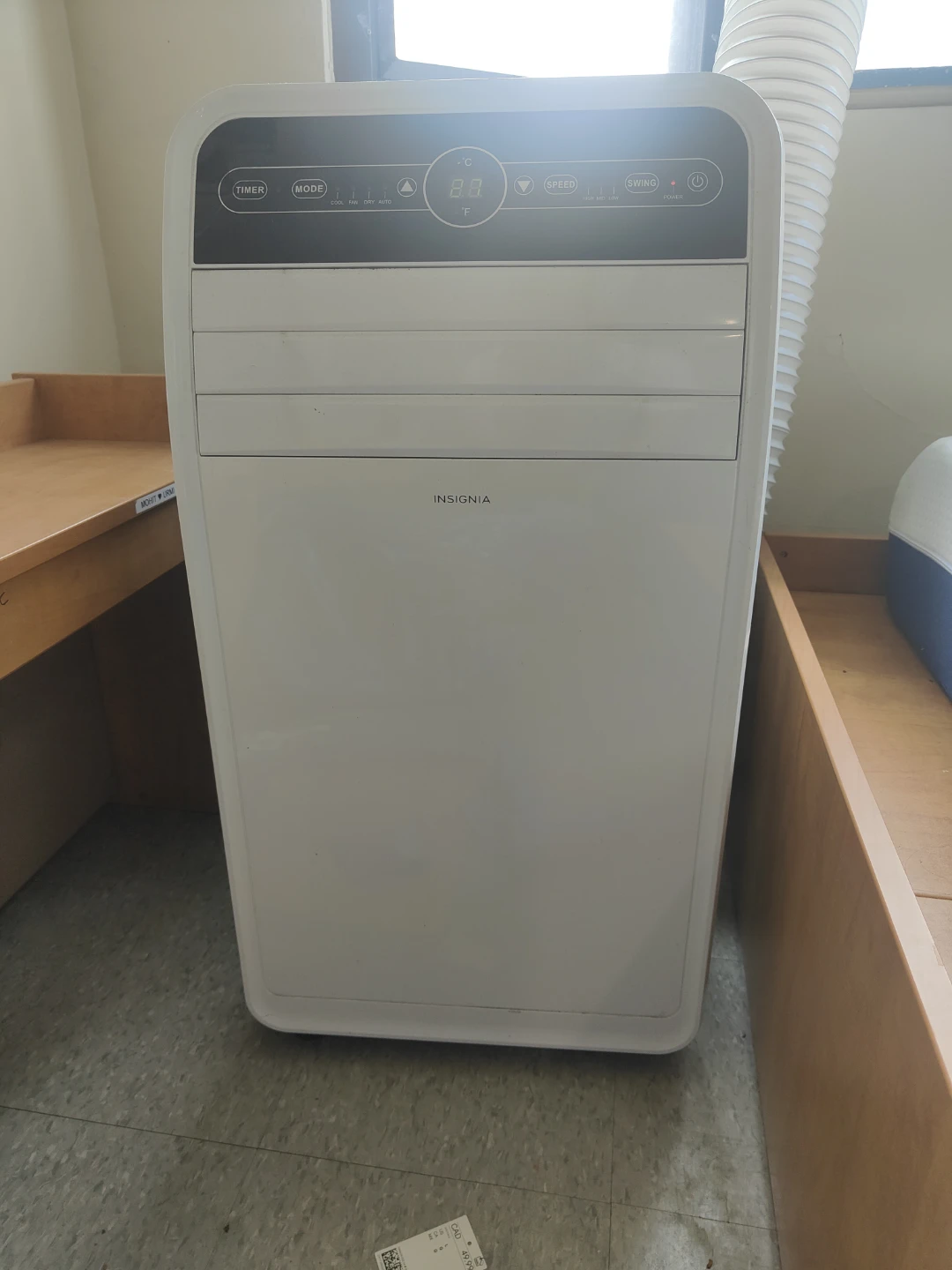 Insignia Portable Air Conditioner NS-AC10PWH8