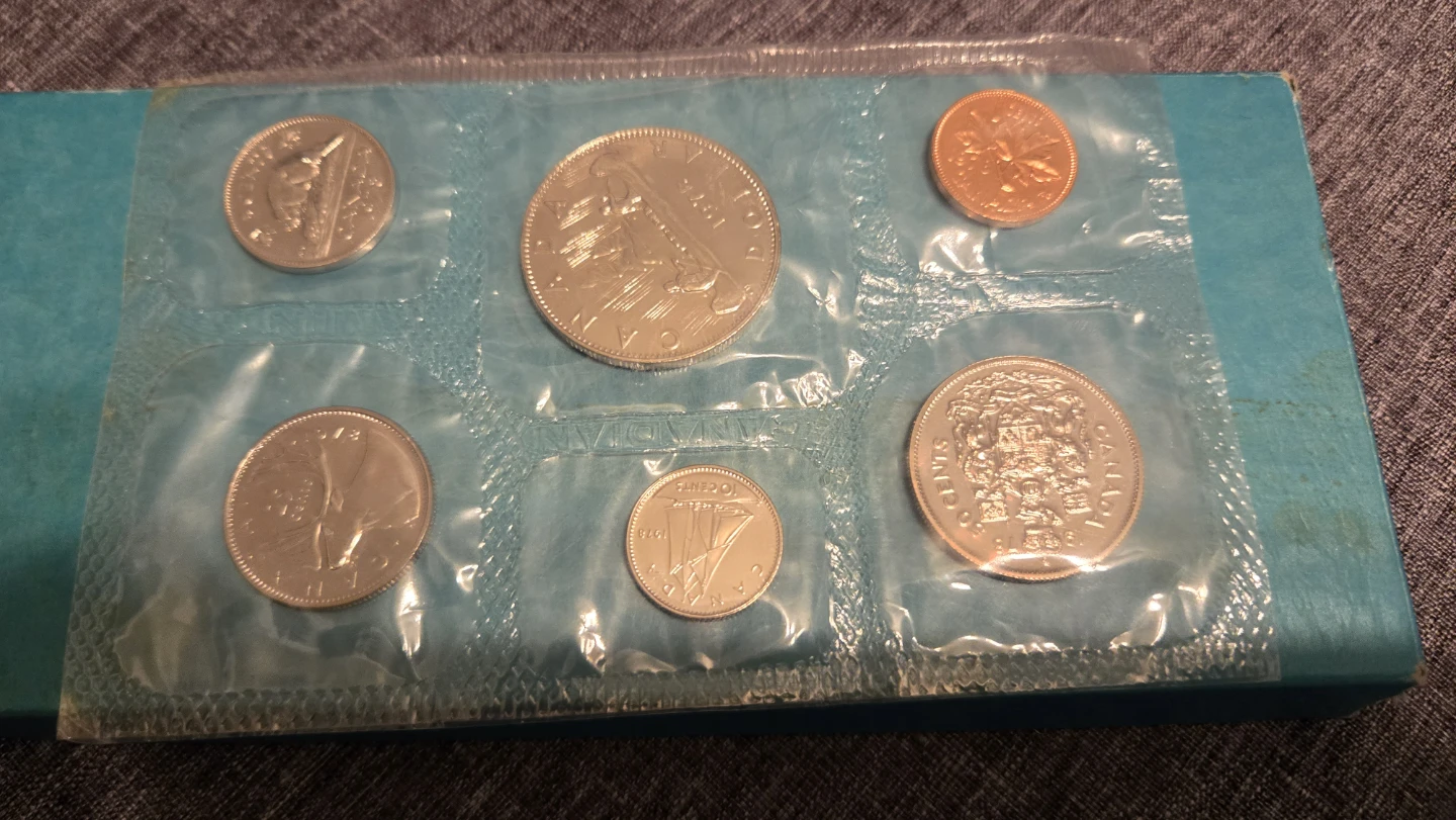 Canadian Coin Collection Set