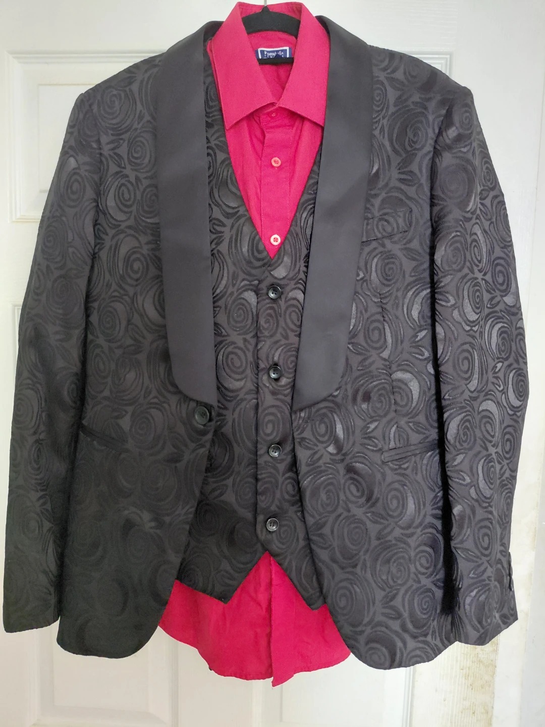 Portabella New York Men's Tuxedo Set