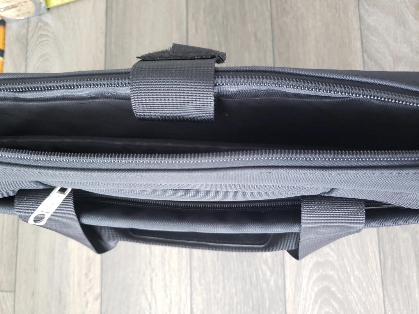 Montagut Black Laptop Bag - photo 4