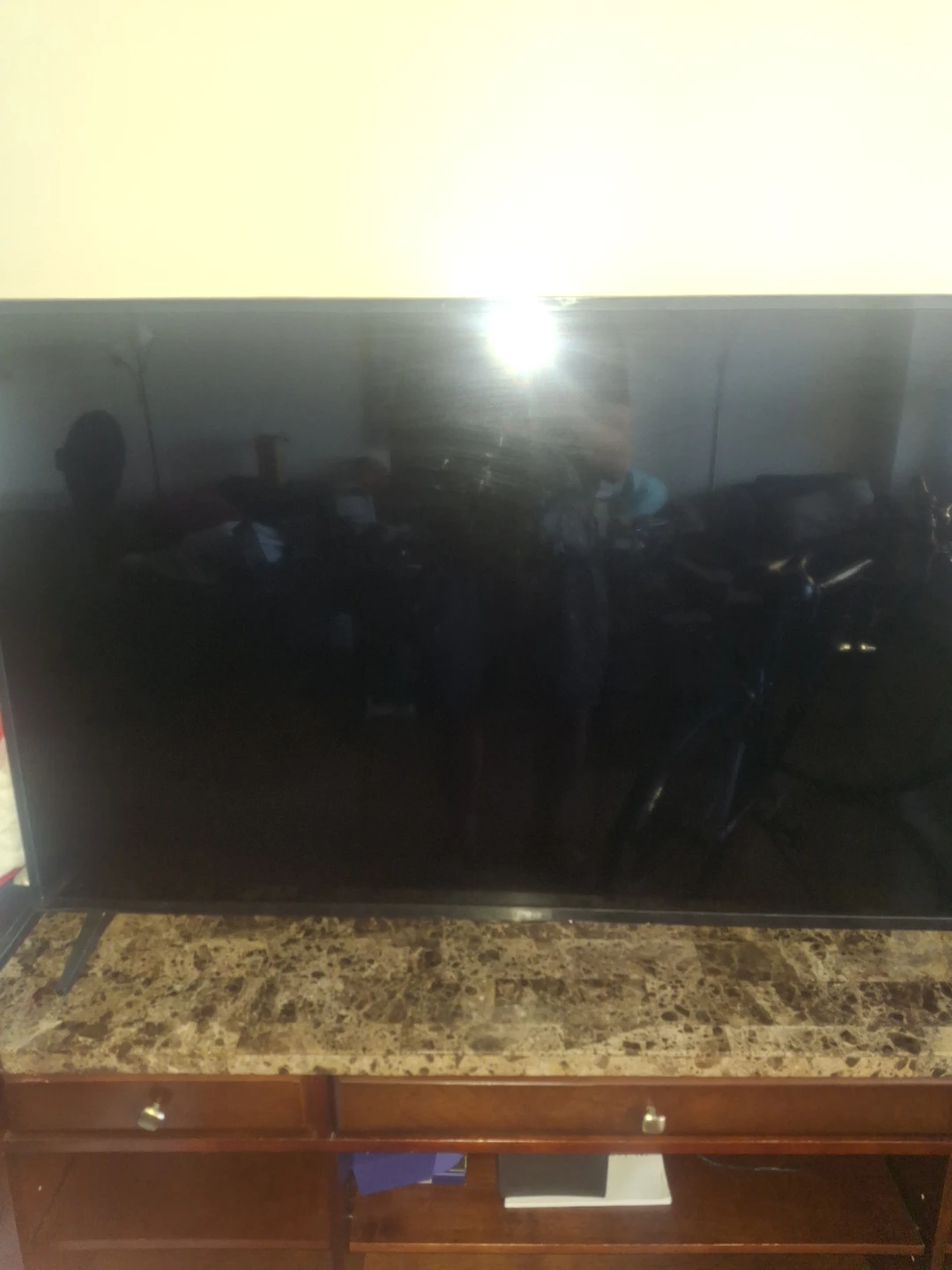 LG Flat Screen TV - photo 2