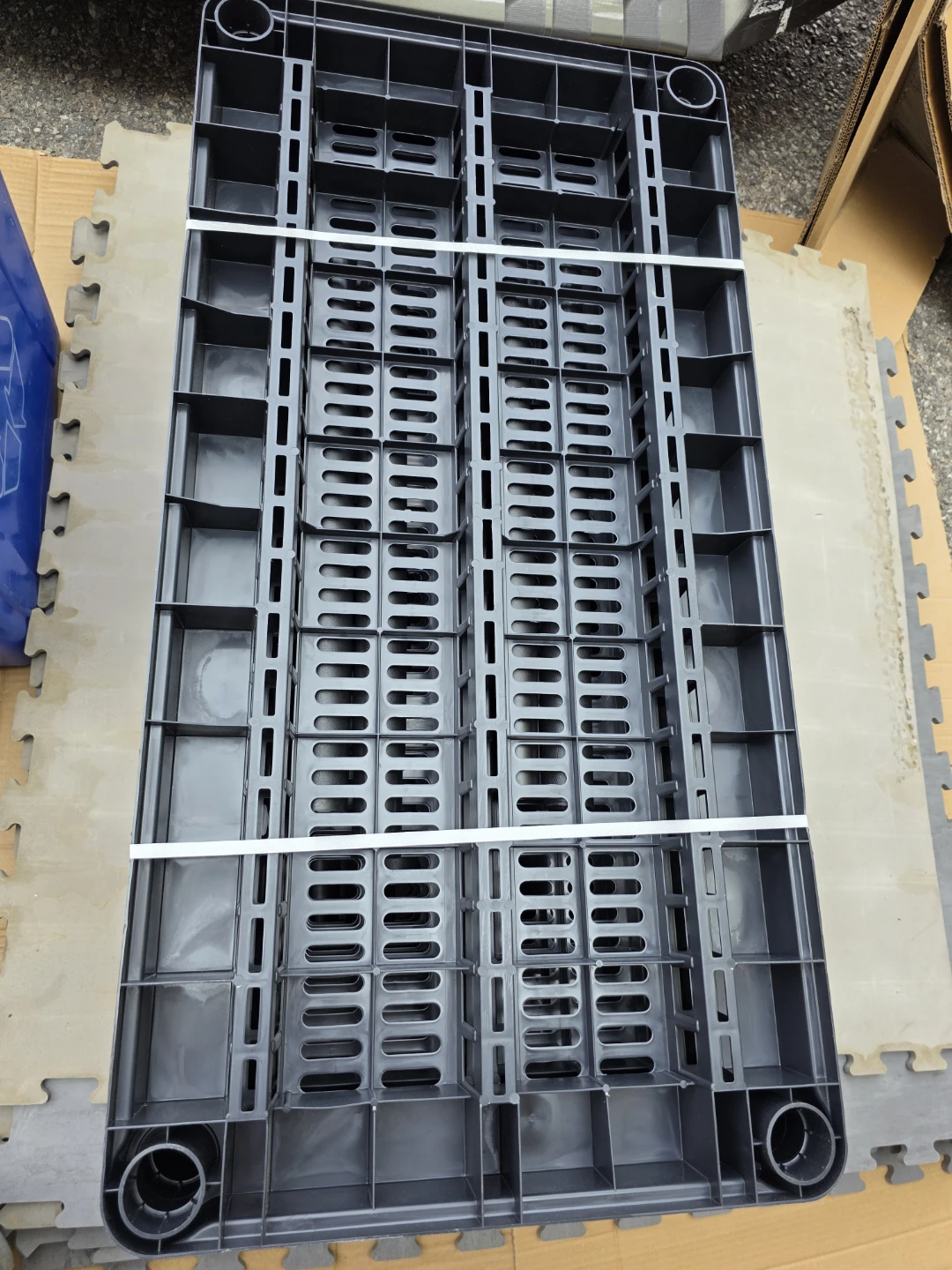 New, Unused Ramtuff Resin 5-shelf Storage Rack, 750 Lb Capacity - photo 5