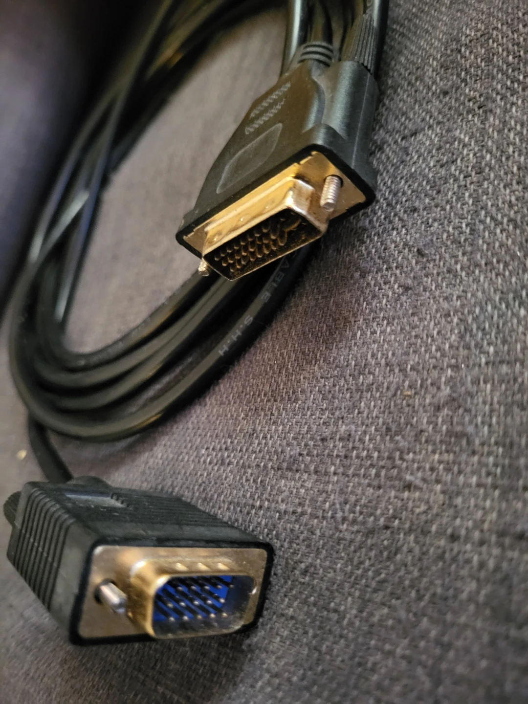 DVI to VGA Cable