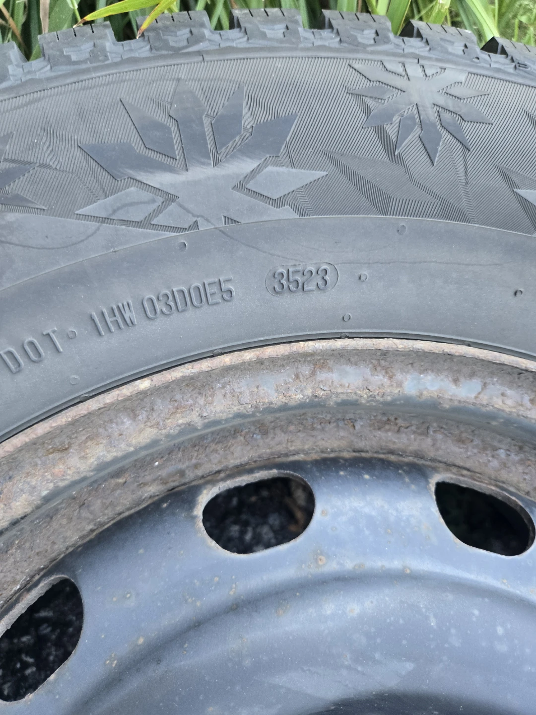 Continental IceContact XTRM Winter Tires (Set of 4) - photo 3