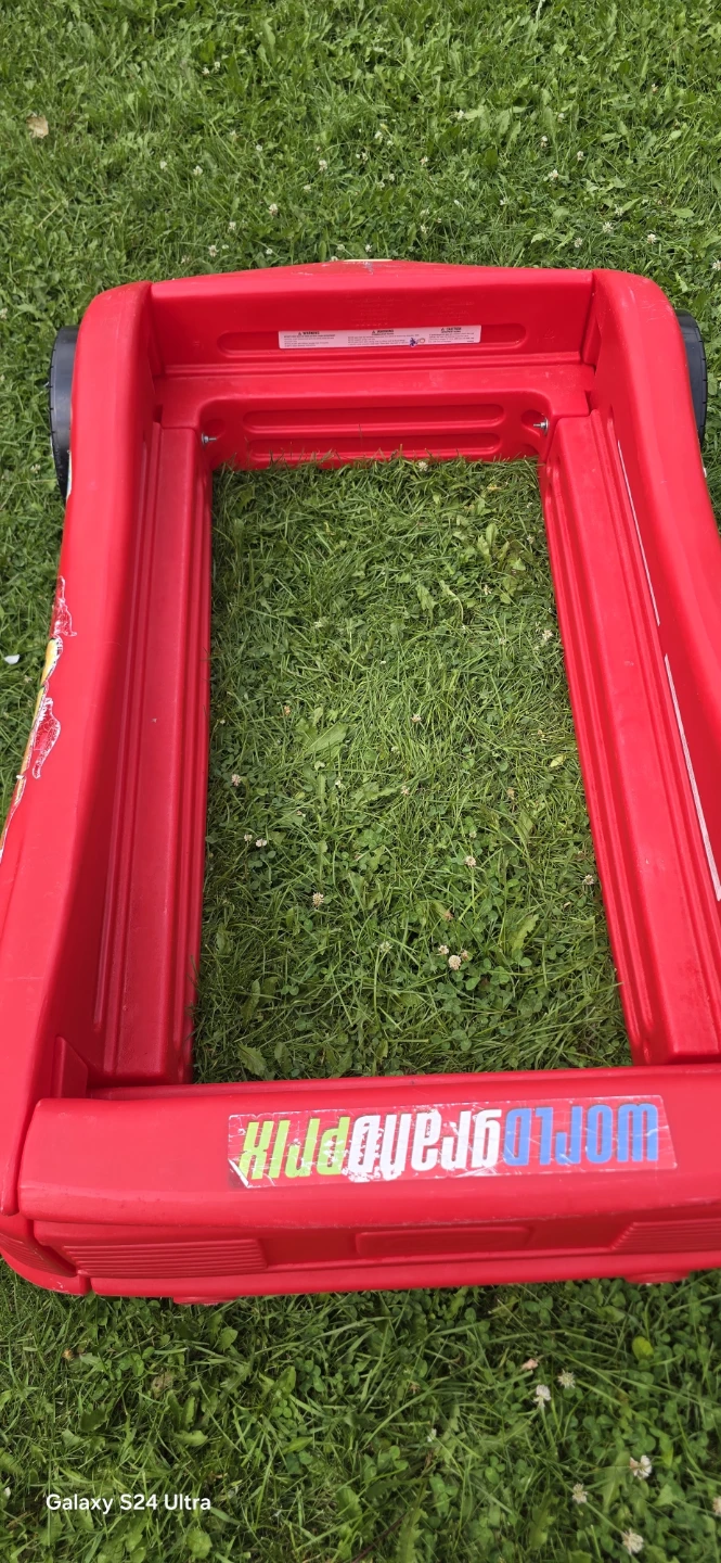 Little Tikes Lightning McQueen Car Bed Frame