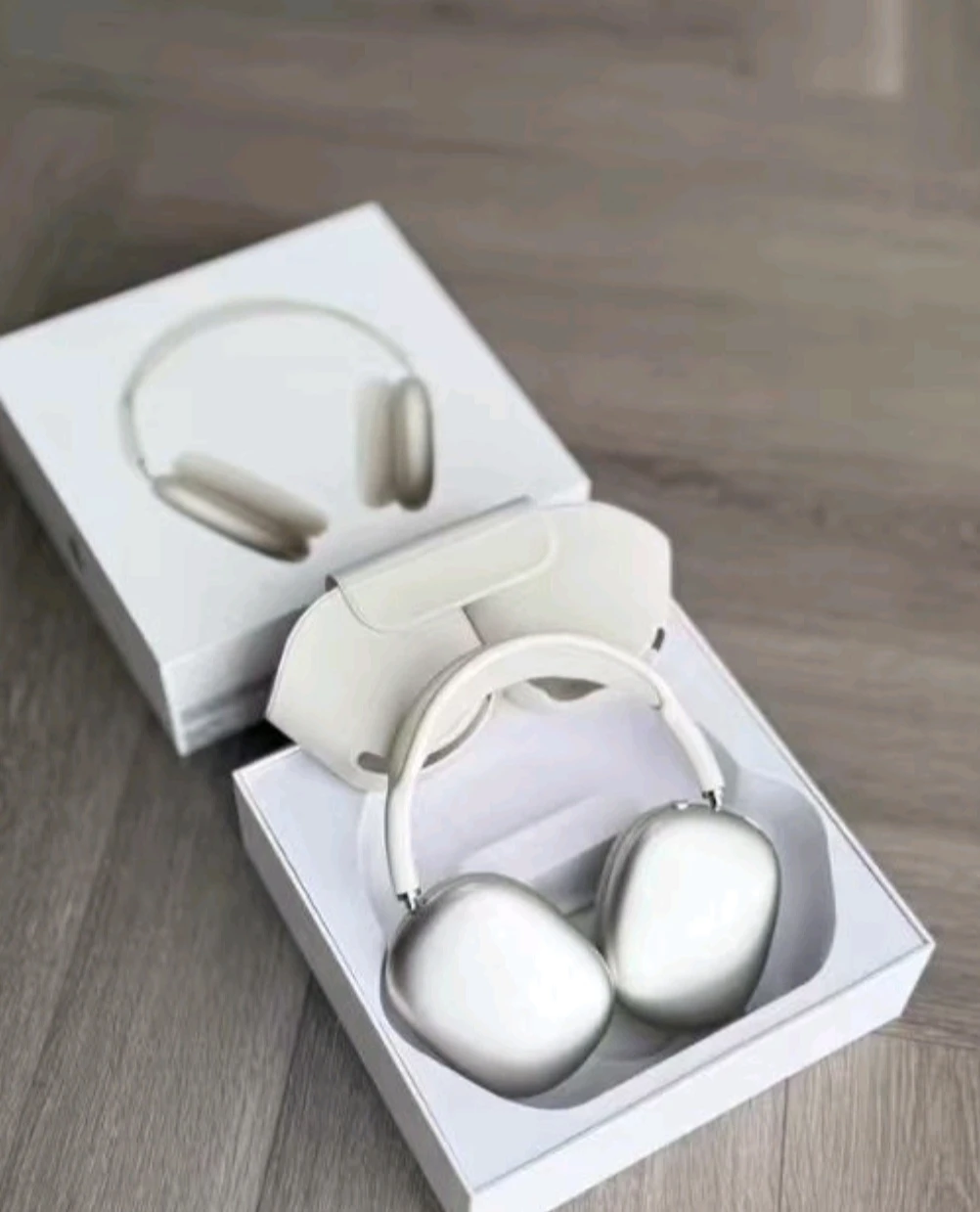Apple AirPods Max Headphones - Silver