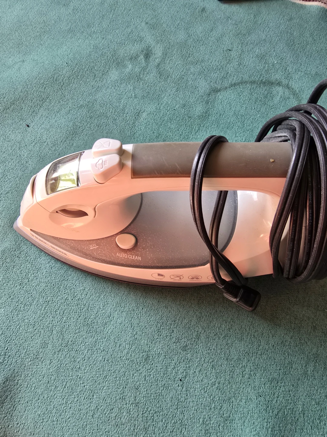 Black & Decker Ceramic Glide Iron