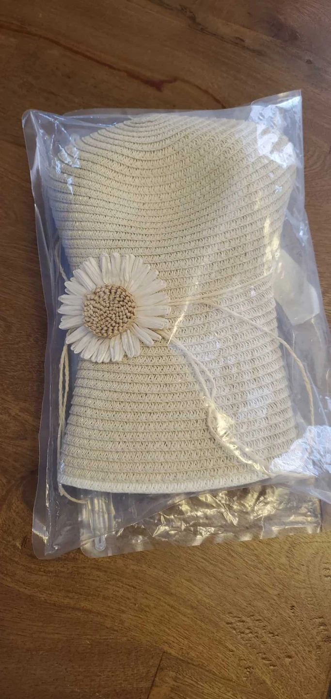 Straw sun hat with flower detail - photo 2