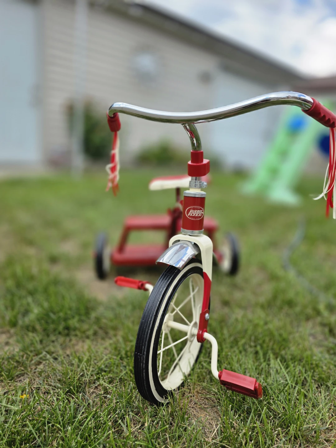 Radio Flyer Tricycle - photo 3