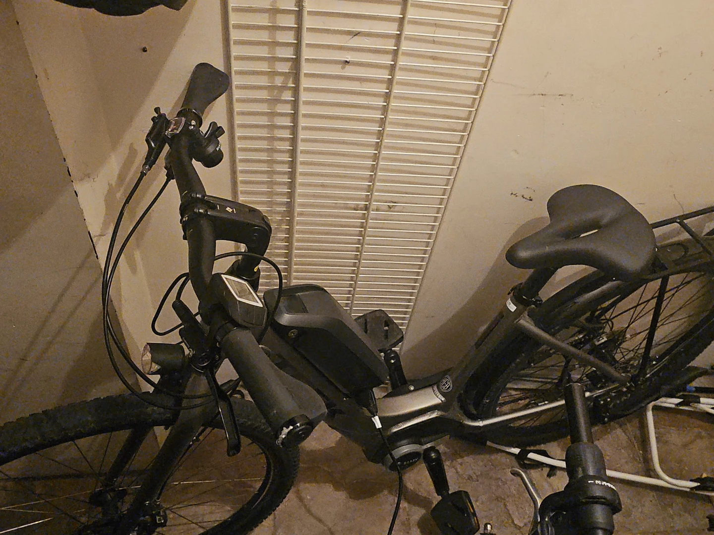 Trek Verve+ 2 Electric Bike - photo 3