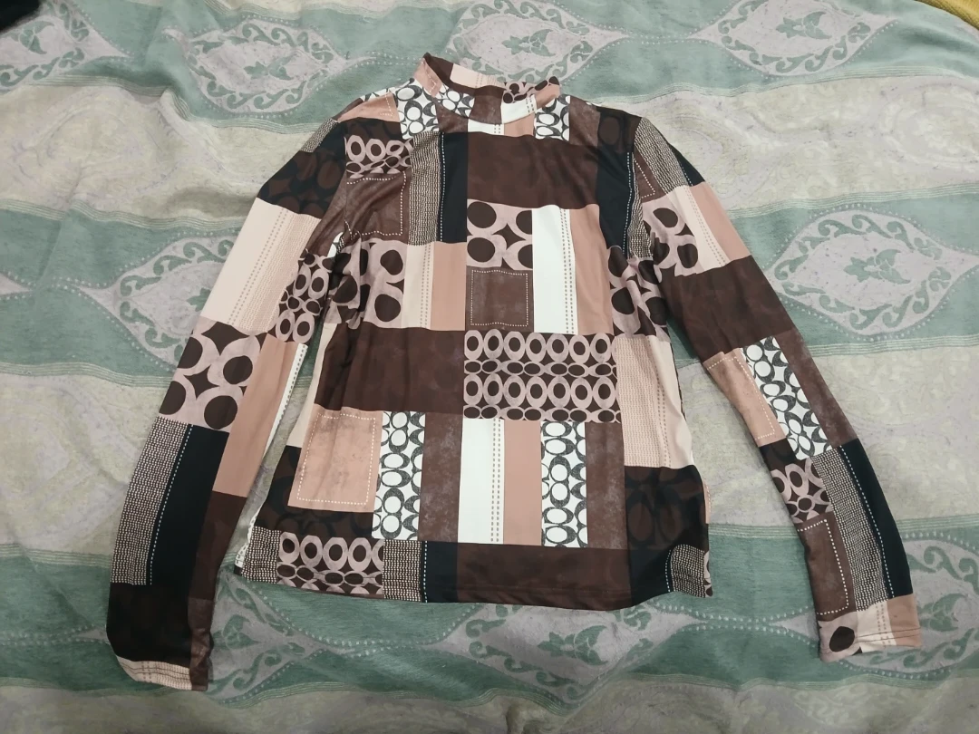 Brown Patchwork Mock Neck Long Sleeve Shirt