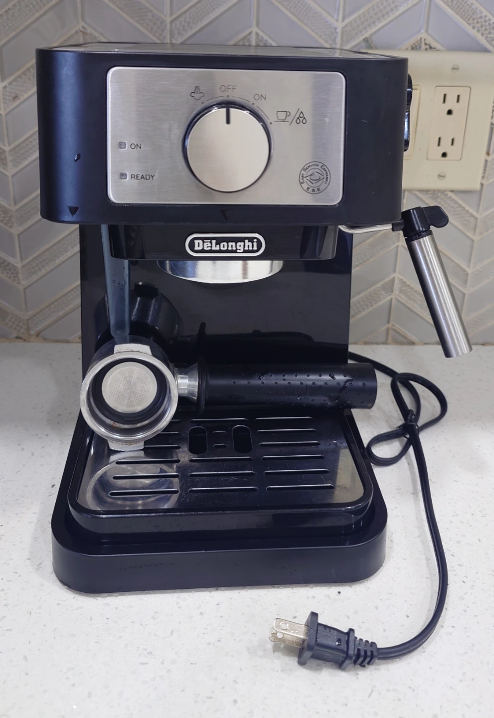 De'Longhi Stilosa Compact Manual Espresso Machine, Milk Frother - photo 4