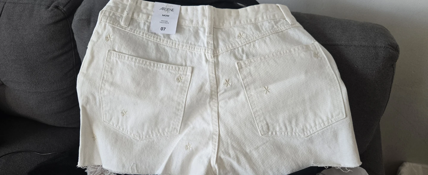 Ardene White Mom Shorts Size 07 - photo 5