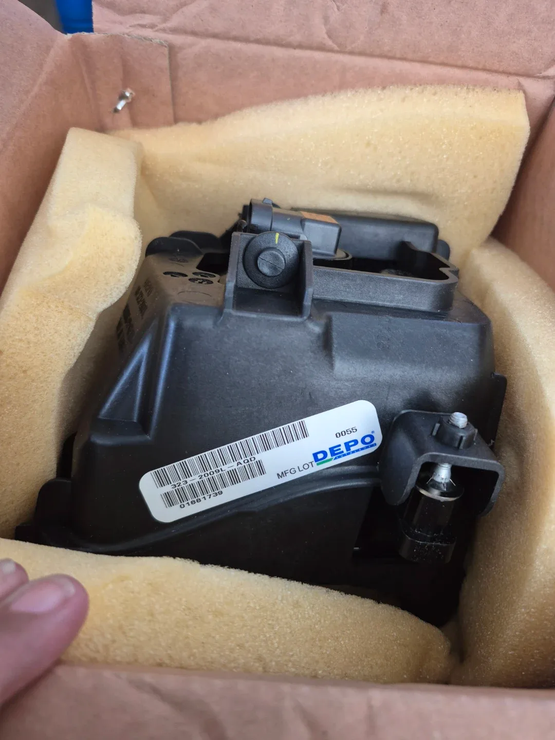 DEPO 323-2009L-AQD Replacement Headlight - photo 2