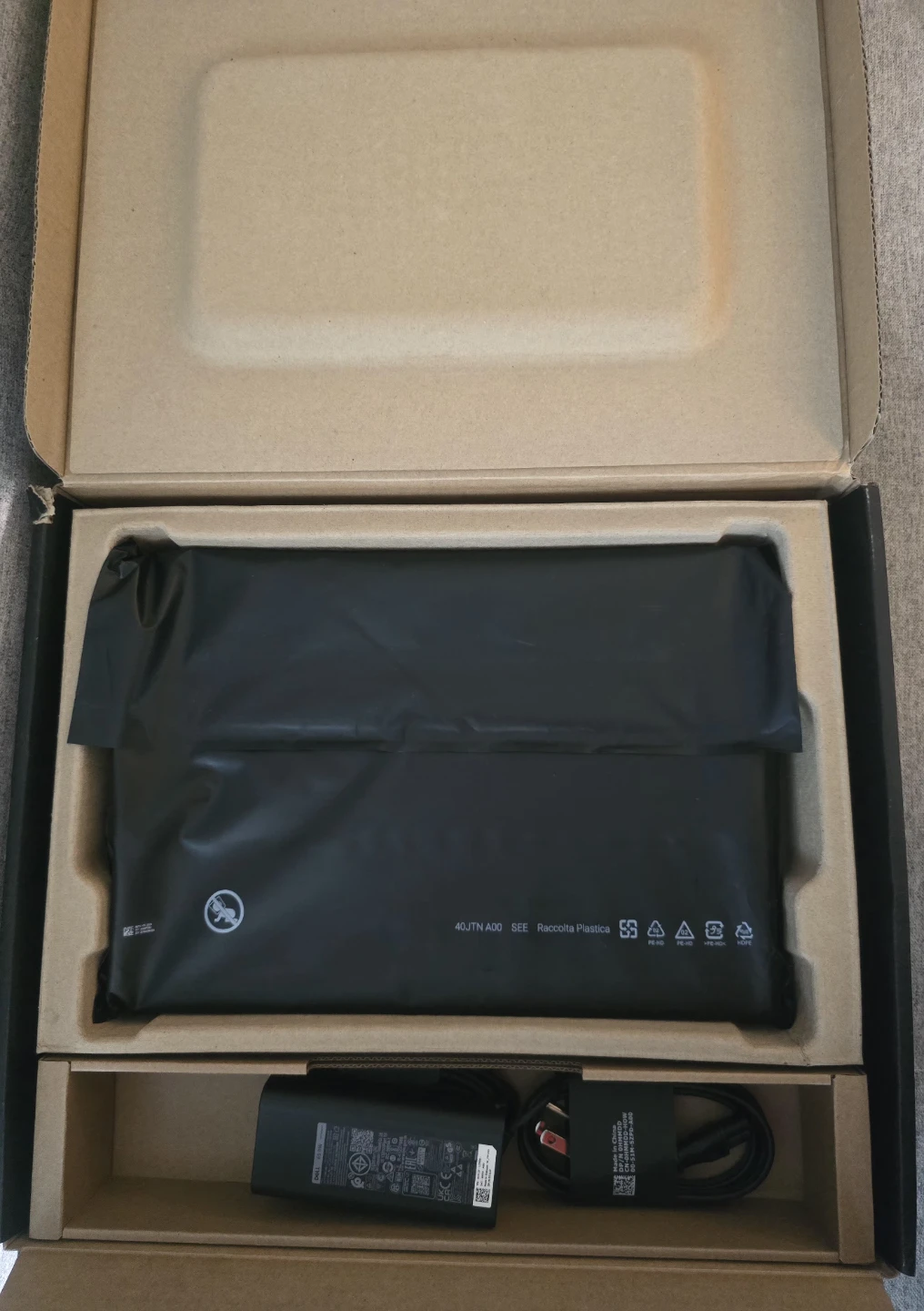 Dell Pro 14 Plus Laptop Core Ultra 7 255U 32GB RAM 512GB SSD - photo 4