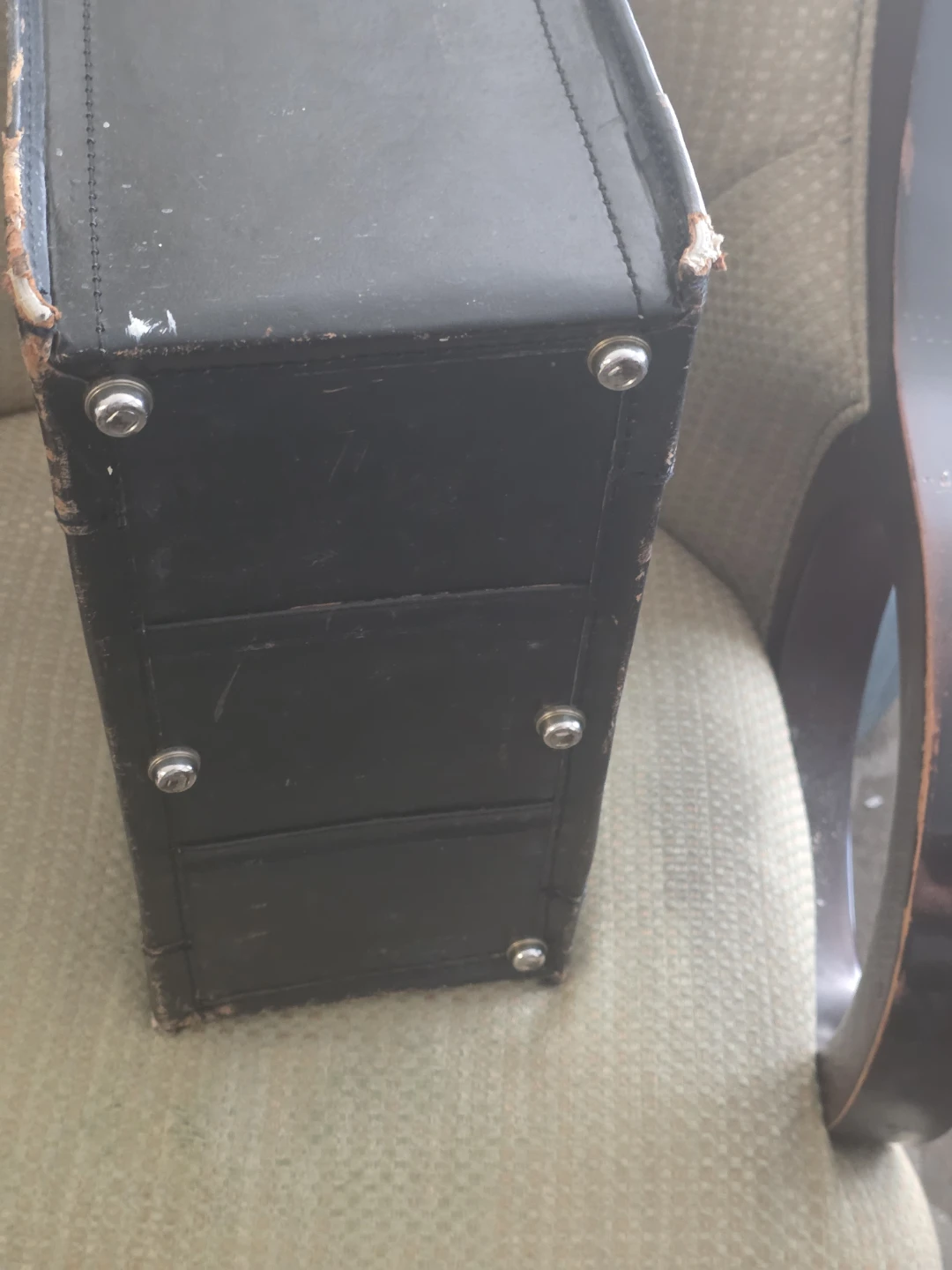 Briefcase well constructed  great for files - photo 3