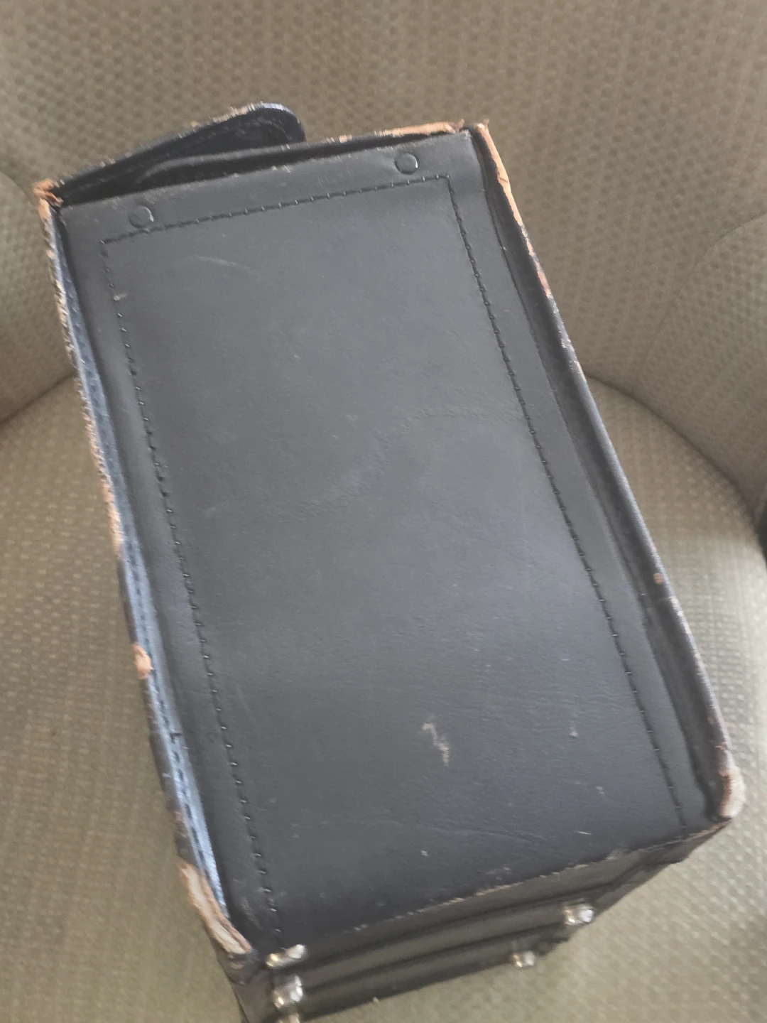 Briefcase well constructed  great for files - photo 5