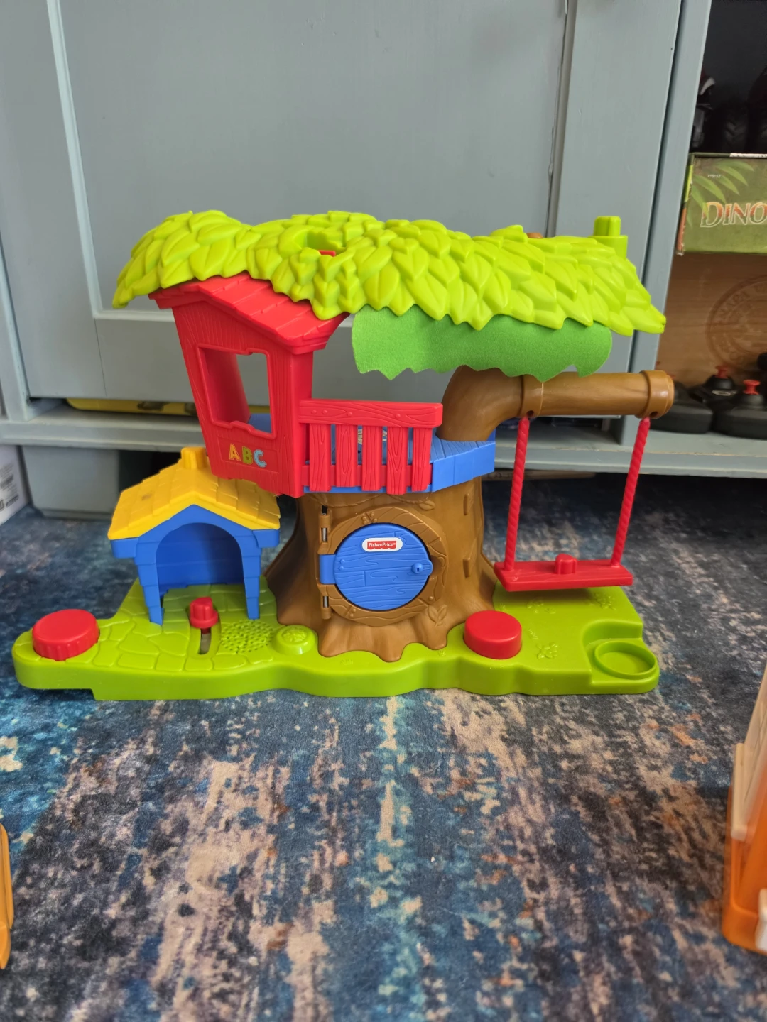 Fisher-Price Little People Village Vet Playset - photo 5