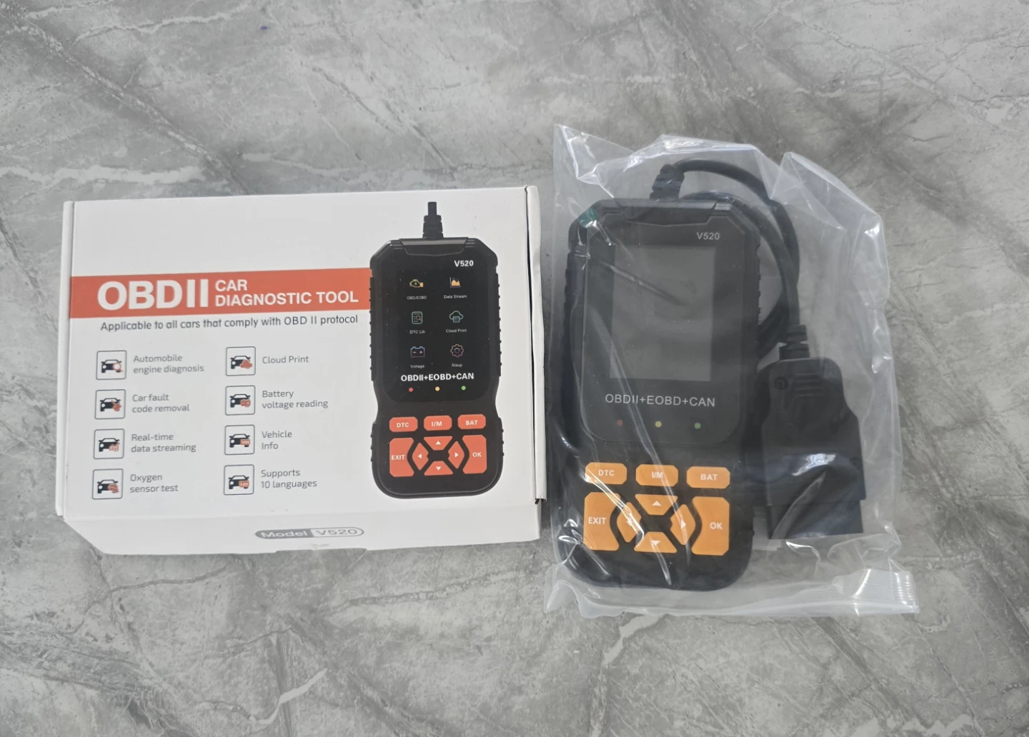 V520 OBDII EOBD+CAN Car Diagnostic Tool - photo 2