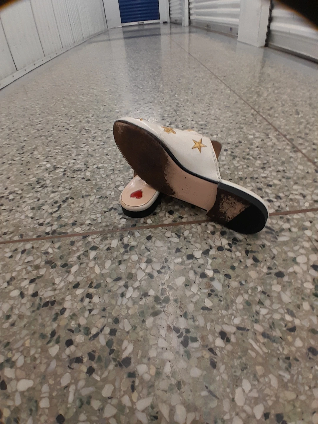 Gucci White Leather Mules with Stars and Bees Women's Size  6 - photo 5