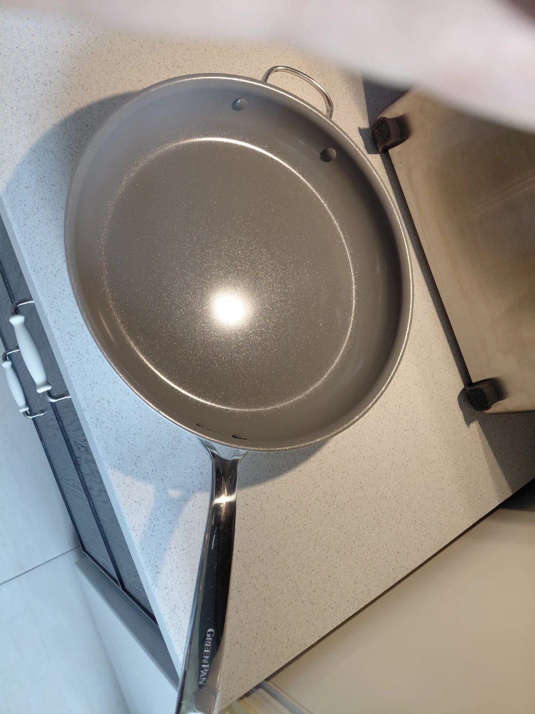 NEW 14 in Green Pan