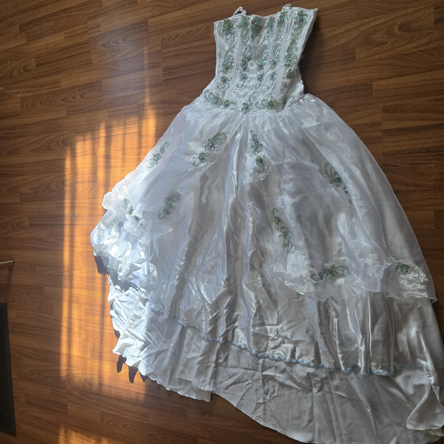 White Strapless Embellished Formal Gown - photo 2