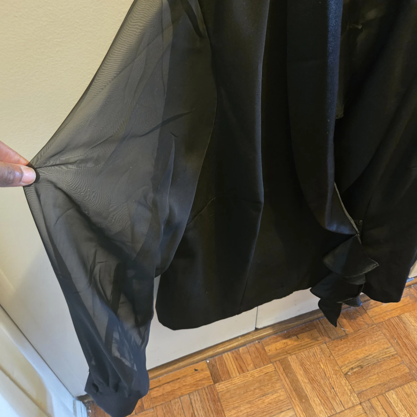 * FREE * Black Satin Sheer Sleeve Blazer - photo 4
