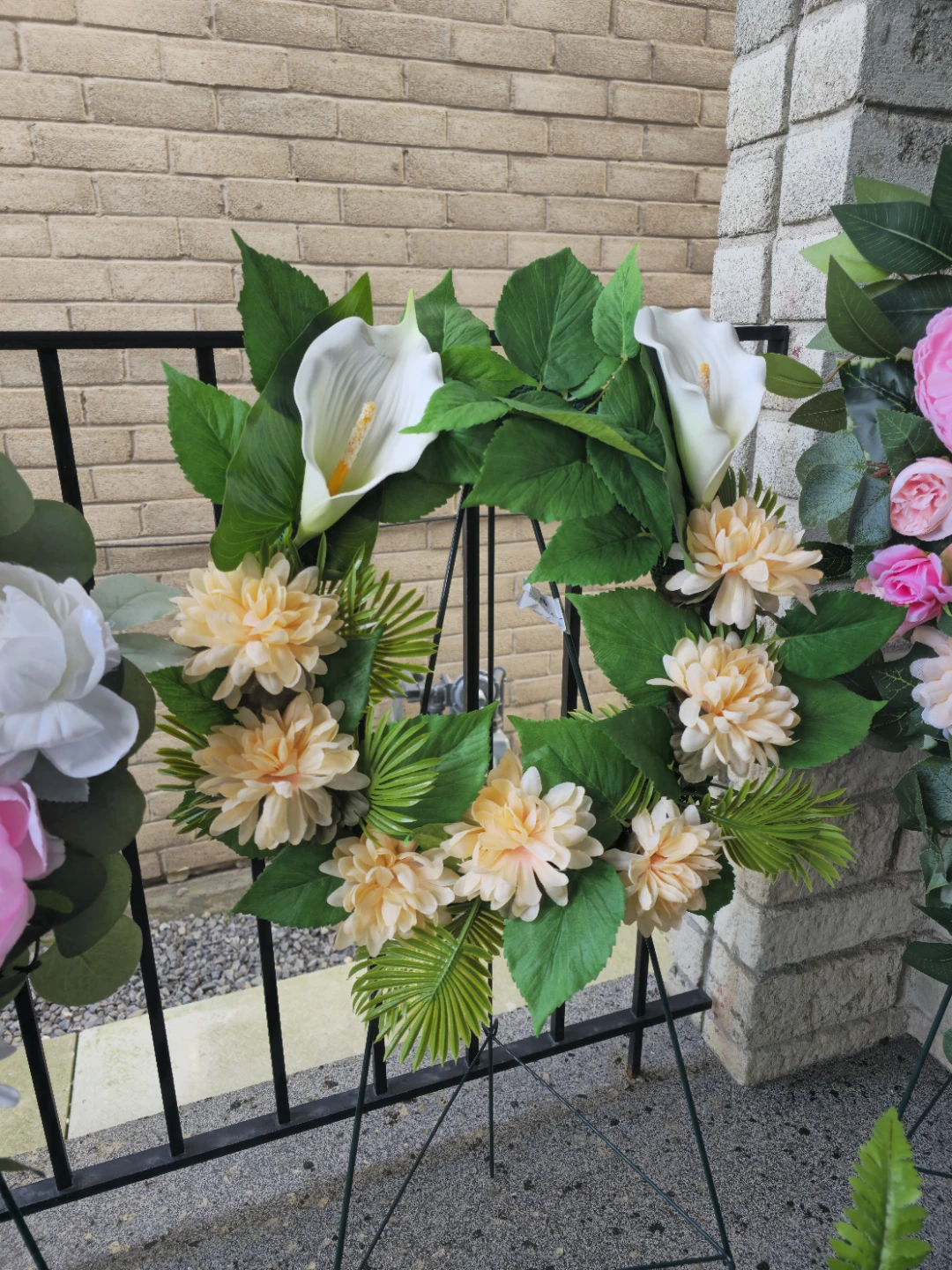 Artificial Floral Wreath/areangements for tombstone/cemetsry - photo 3