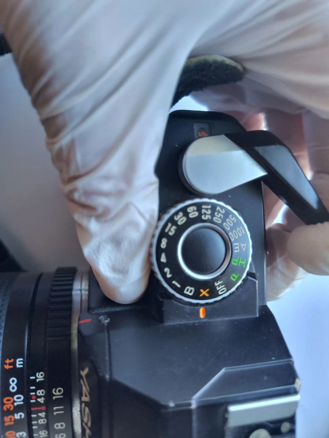 Shutter stuck ? Yashica FX-103 Program 35mm Film Camera 1980s - photo 2