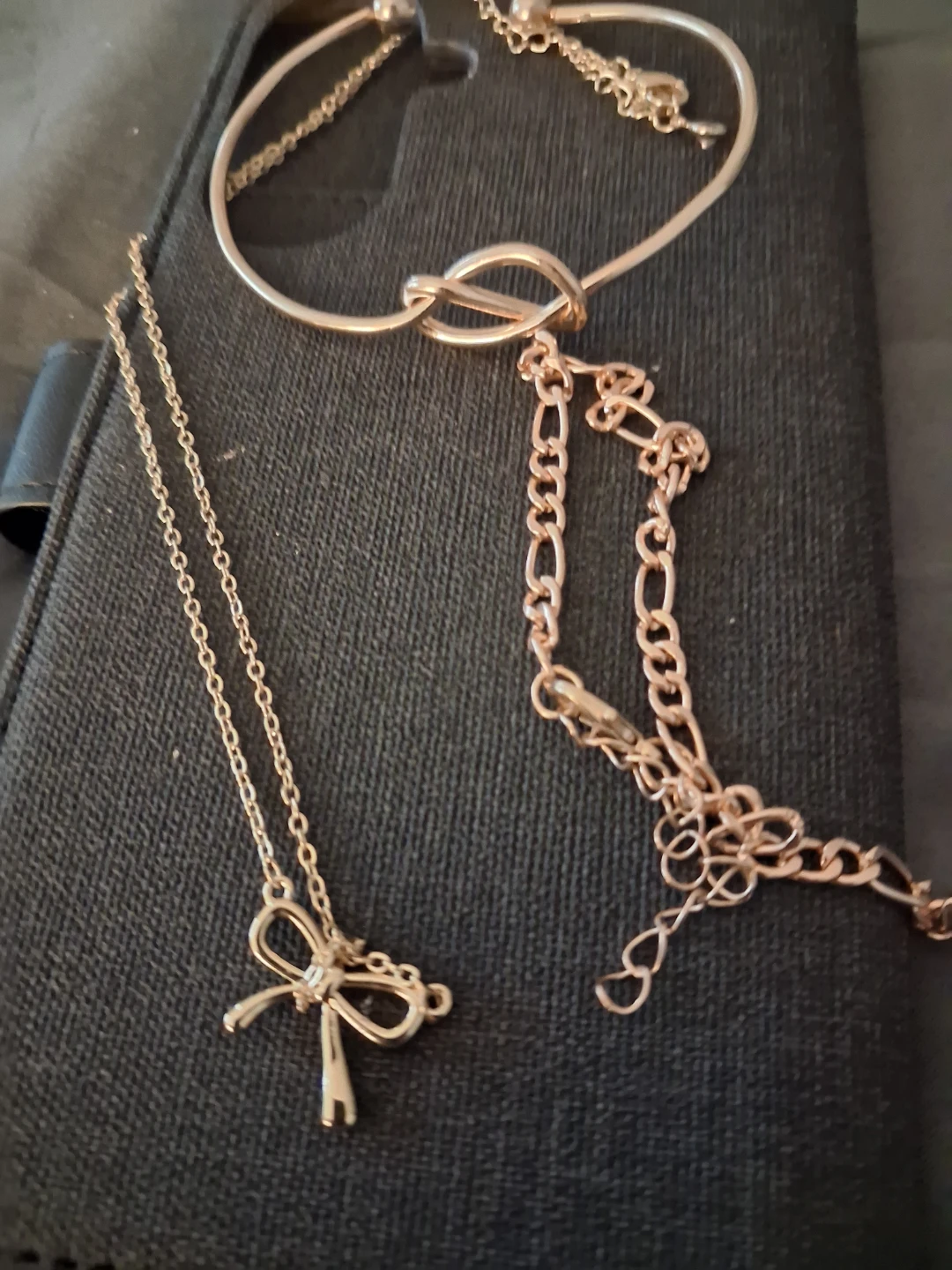 Rose Gold Bow Necklace and Bracelet Set