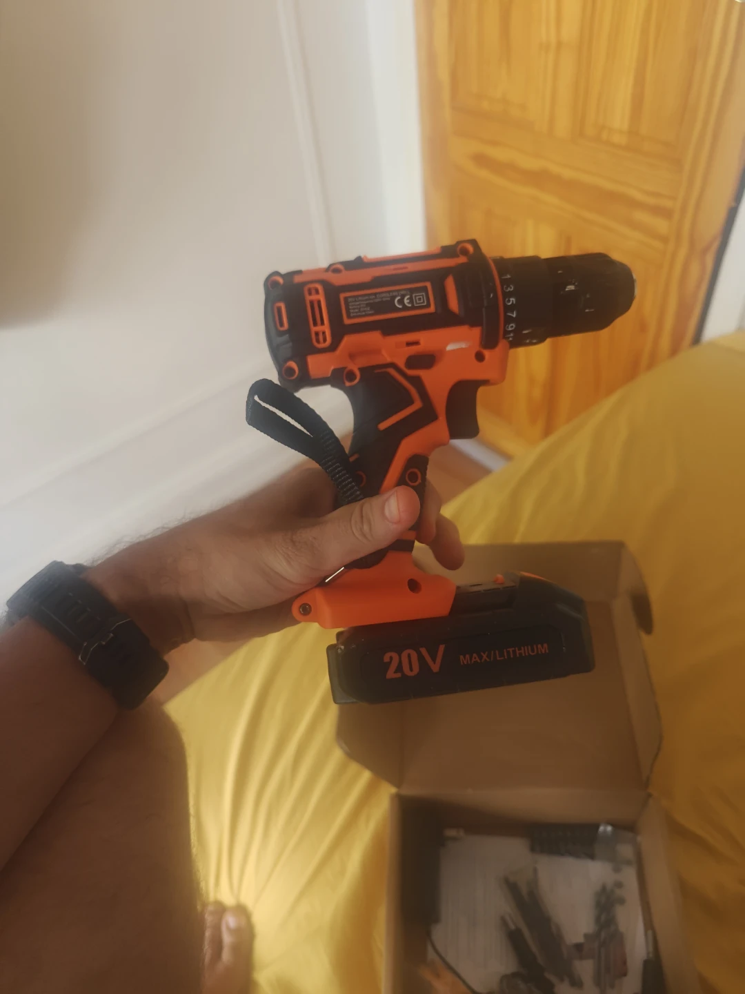 20V Cordless Drill with Accessories - photo 2