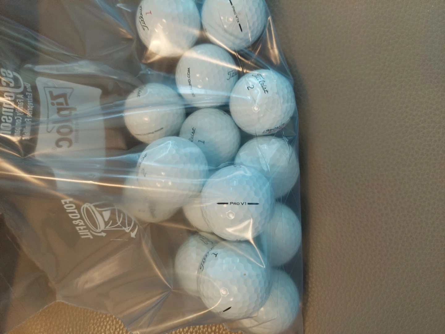 Titleist Pro V1 Golf Balls - Package of 15