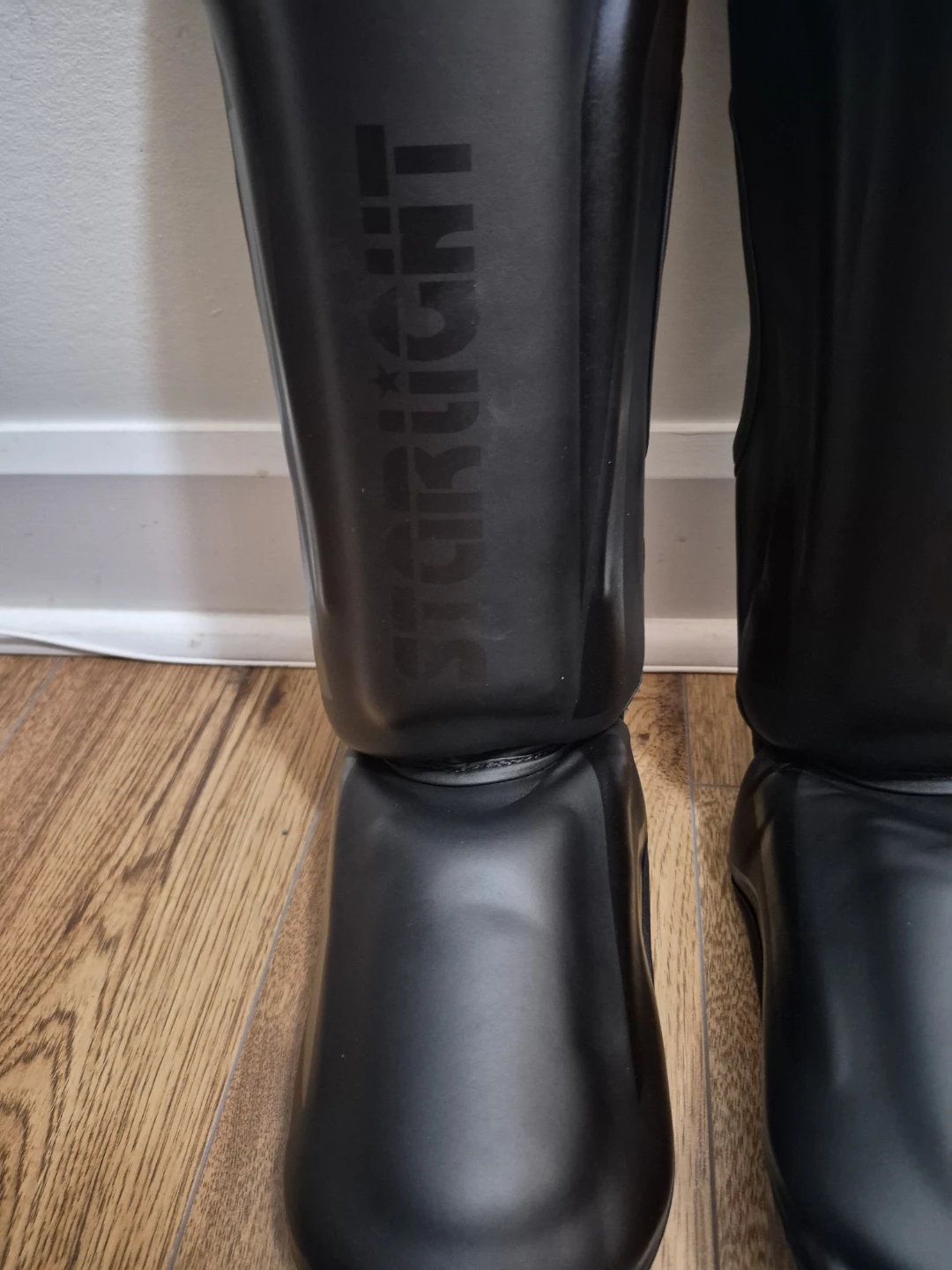 STAR LIGHT Black Shin Guards BRAND NEW - photo 4
