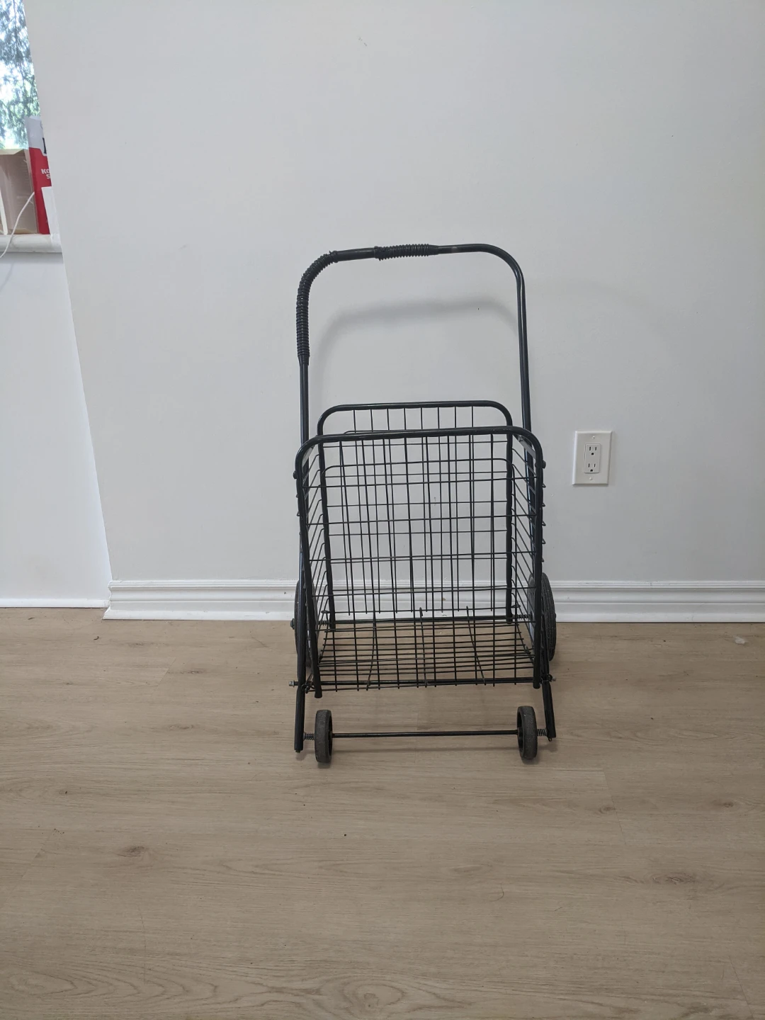 Black Metal Shopping Cart