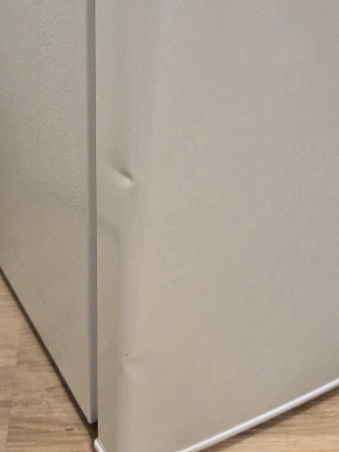 Galanz Compact Freezer - photo 2