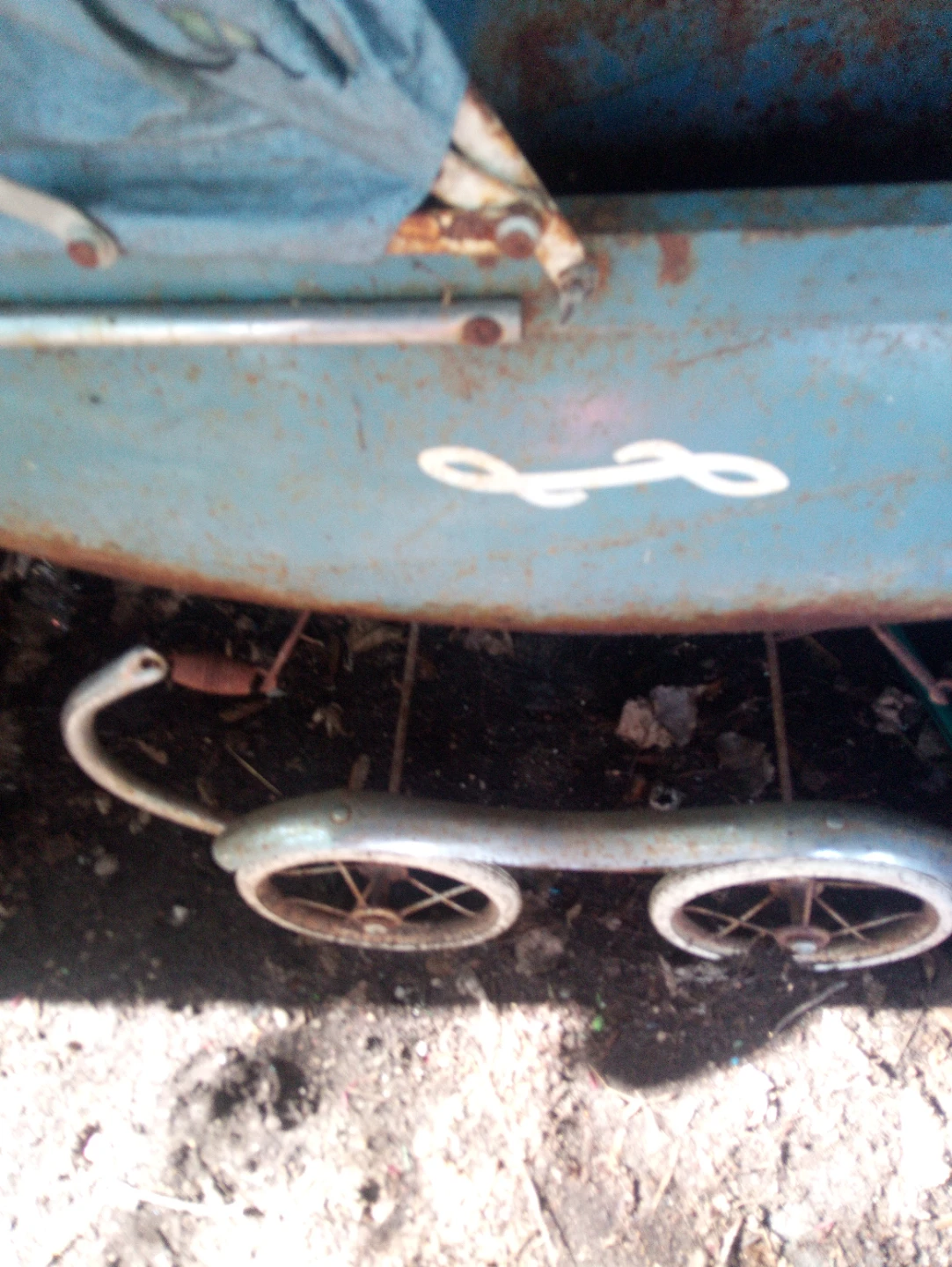 Vintage Baby Carriage - photo 3
