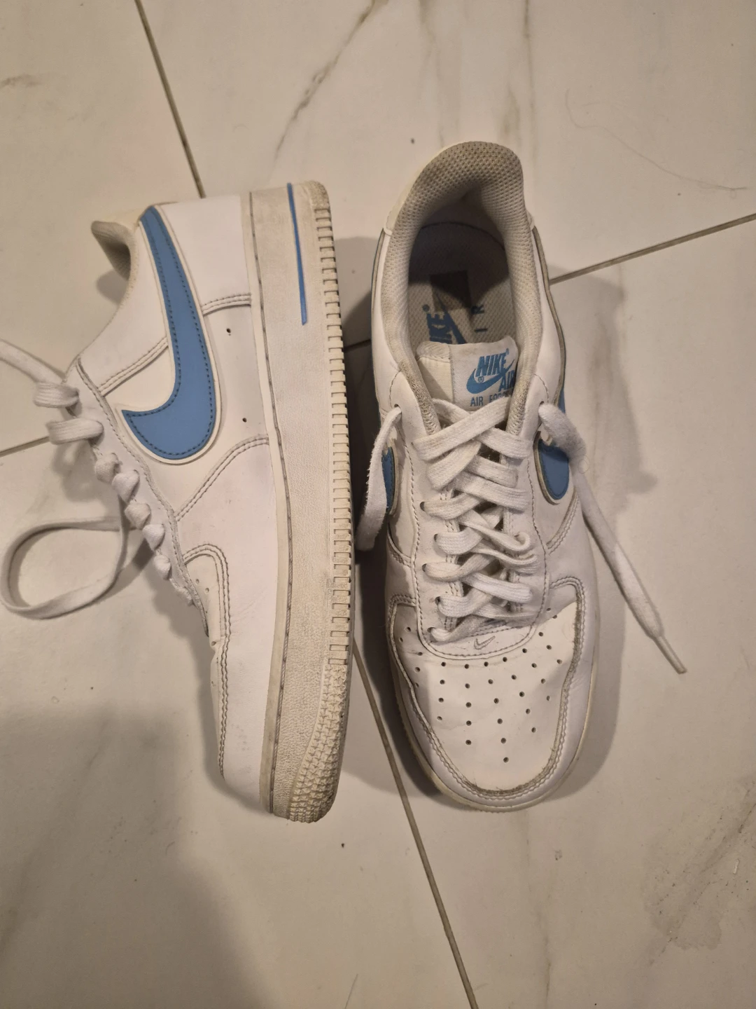 Nike Air Force 1 White/Blue Sneakers