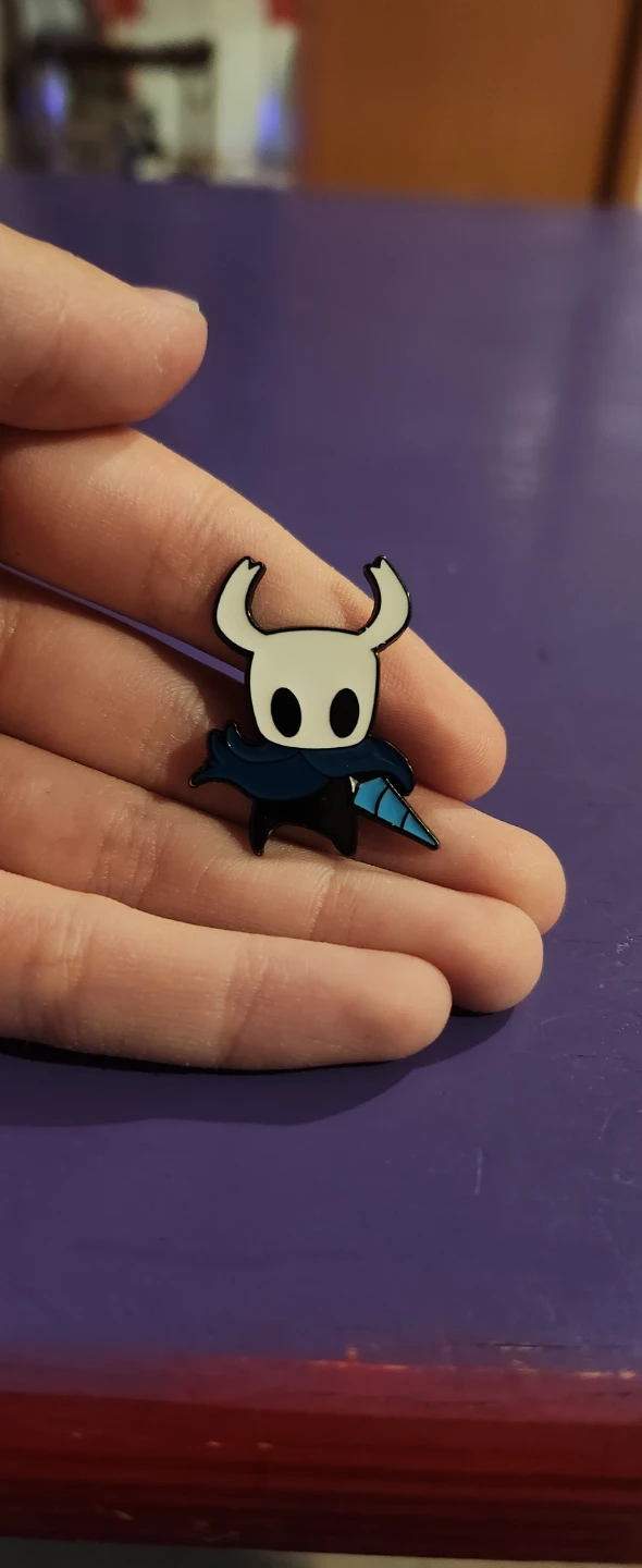 Hollow Knight Enamel Pin - photo 2