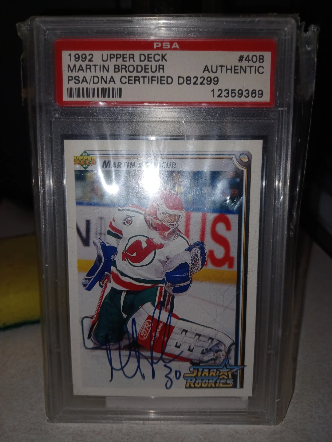 92/93 UD AUTOGRAPHED Martin Brodeur ROOKIE - photo 2
